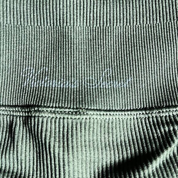 NWT Victoria’s Secret Seamless Leggings Women’s Large Green 7/8 Tight High Rise - Picture 4 of 8